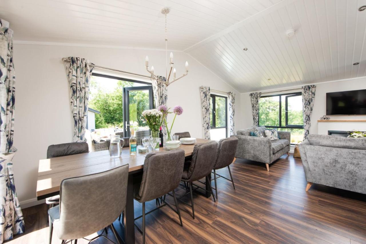 Lilac Lodge, 22 Roadford Lake Lodges Lifton Eksteriør billede