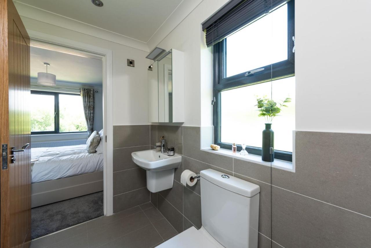 Lilac Lodge, 22 Roadford Lake Lodges Lifton Eksteriør billede