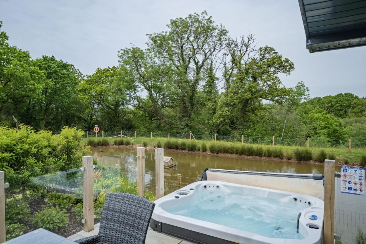 Lilac Lodge, 22 Roadford Lake Lodges Lifton Eksteriør billede